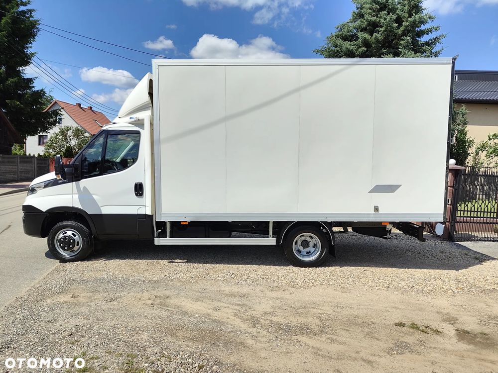Iveco DAILY 50/35c15 3.0d 150KM** BLIŹNIAK** Kontener 8-EuroPalet + DRZWI BOCZNE** POLSKI SALON** 233 tyś KM** DMC do 3.5T kat.B** - 6