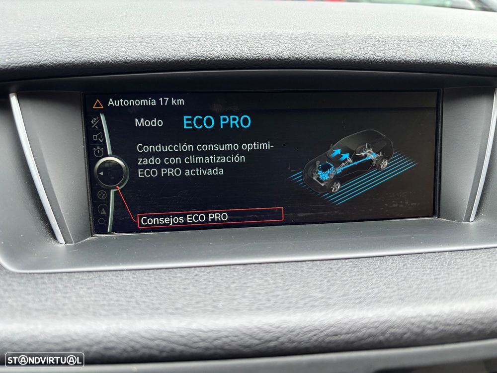 BMW X1 xDrive20d - 11