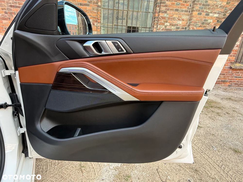 BMW X6 - 36