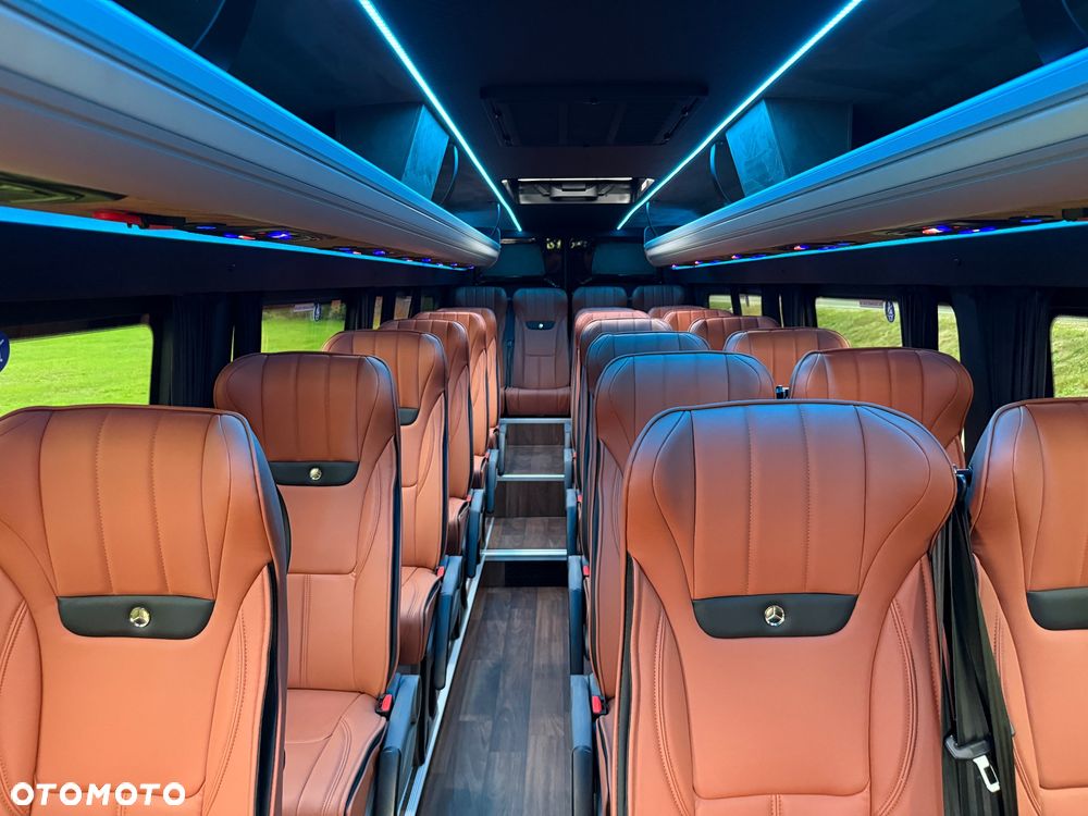 Mercedes-Benz Sprinter 519 - 34
