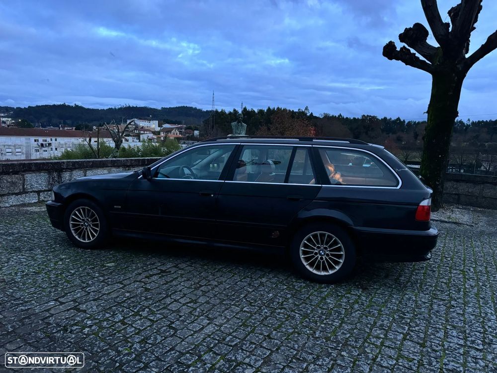 BMW 525 d Touring - 2