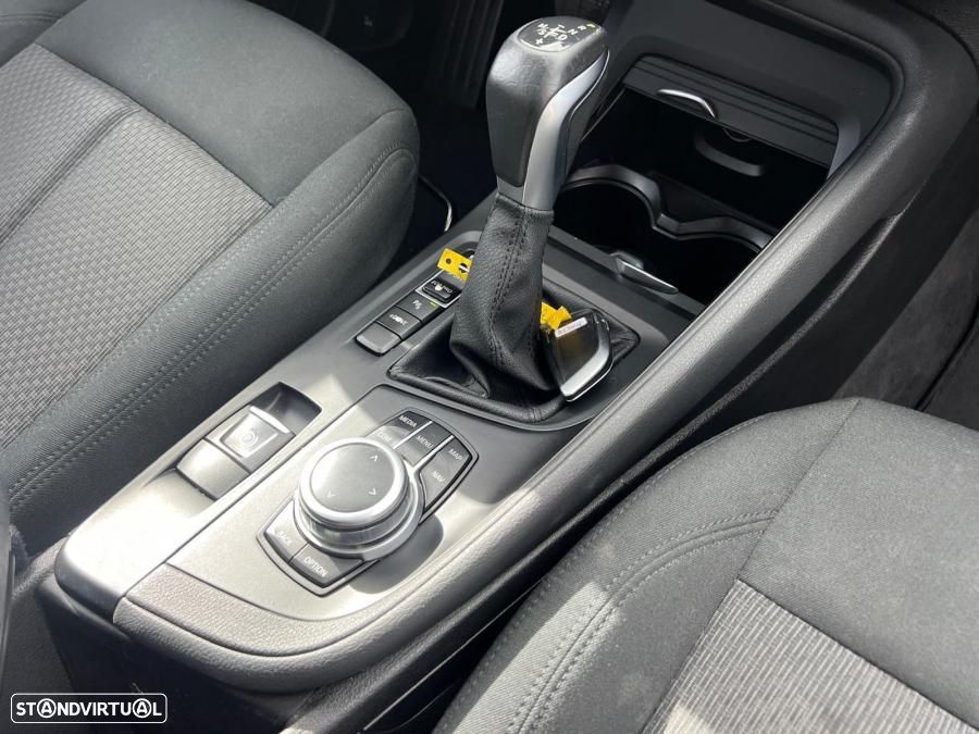 BMW X1 25 e xDrive Corporate Edition - 9