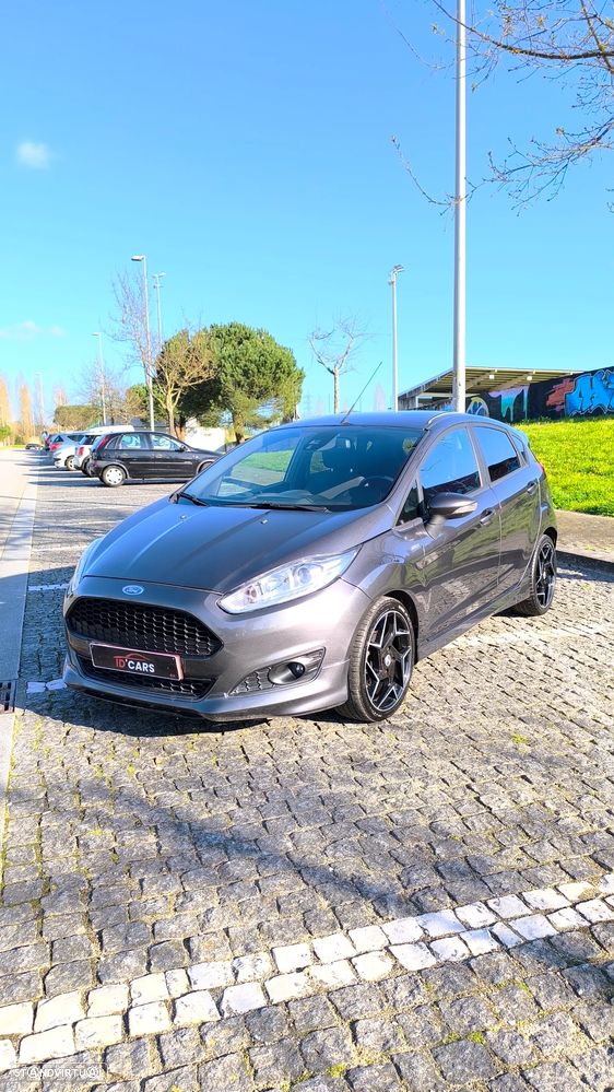 Ford Fiesta 1.5 TDCi S&S ST-LINE - 3