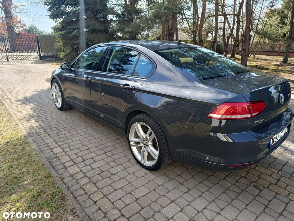 Volkswagen Passat - 3