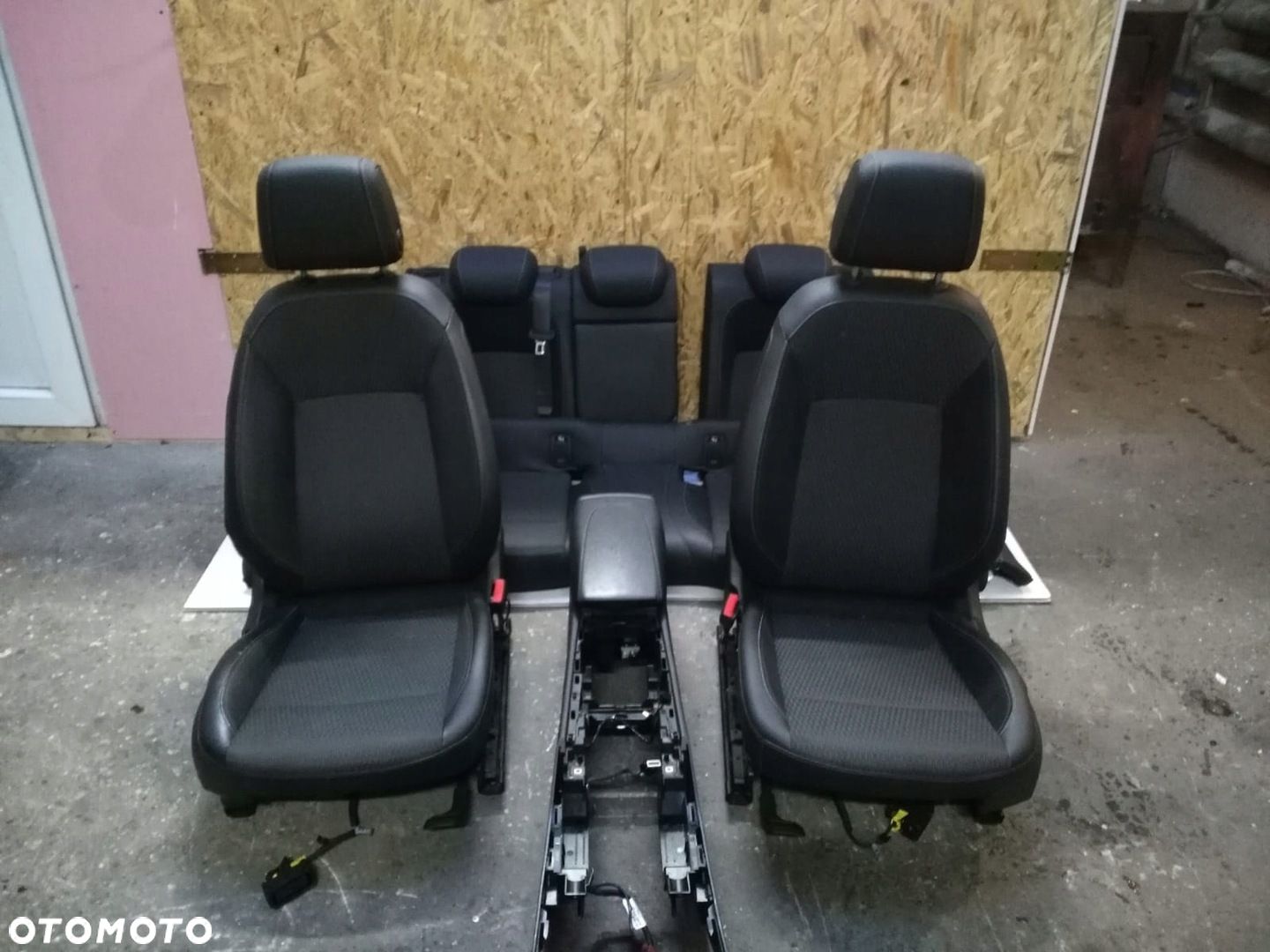 FOTELE TAPICERKA KANAPA PRZÓD TYŁ OPEL INSIGNIA B 2017- KOMBI PÓŁ SKÓRA - 1