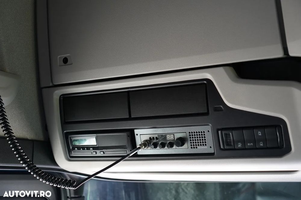 Scania S 520 / V8 / RETARDER / I-PARK COOL / COMPLET AIRMATIC / PIELE / ANVELOPE 100% - 34