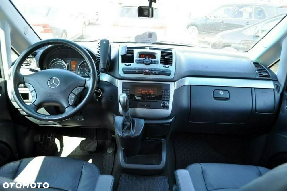 Mercedes-Benz Viano 2010