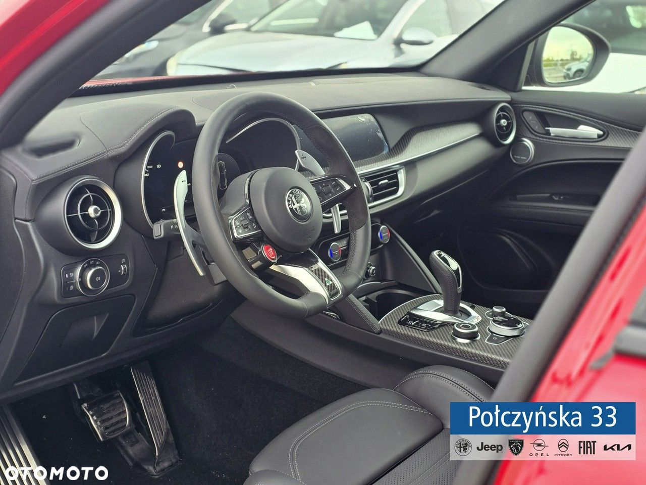 Alfa Romeo Stelvio - 11