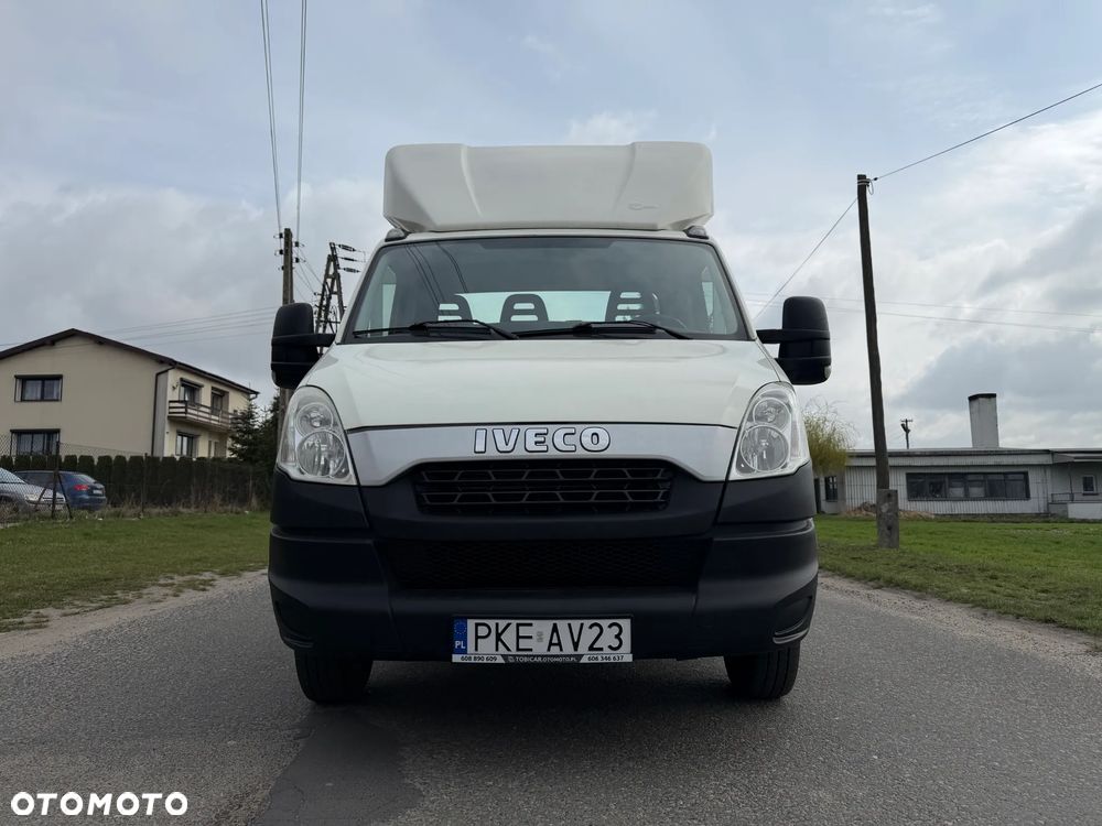 Iveco 35C15 * 3.0 / 150KM * Skrzyniowy * Rozstaw osi: 4.1m * Koła bliźniacze * Rama do zabudowy * - 4