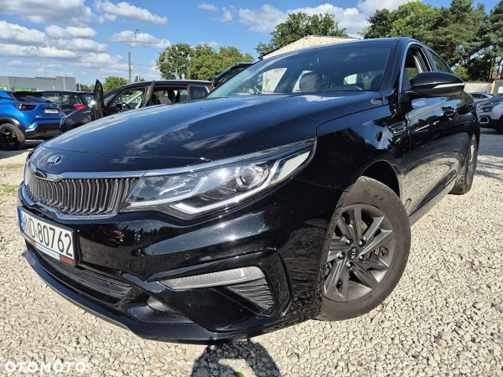 Kia Optima 2.0 L - 2
