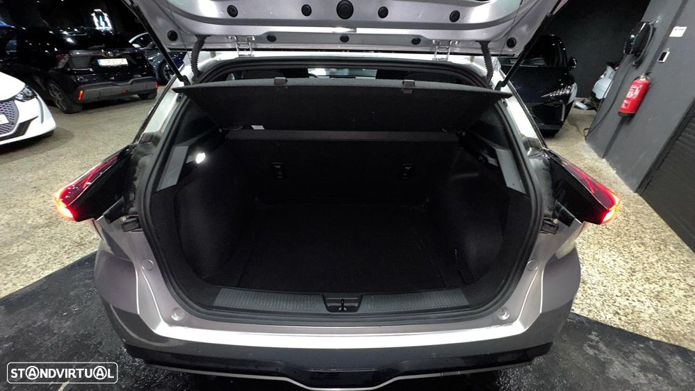 MG MG4 51 kWh Standard - 9