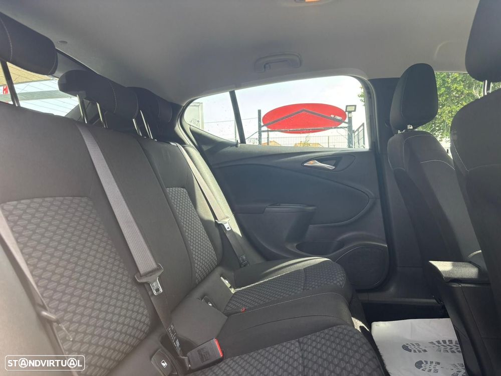 Opel Astra 1.5 D S&S Business Edition - 24