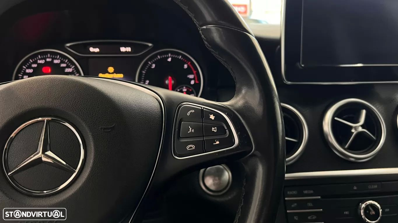 Mercedes-Benz A 180 d - 16
