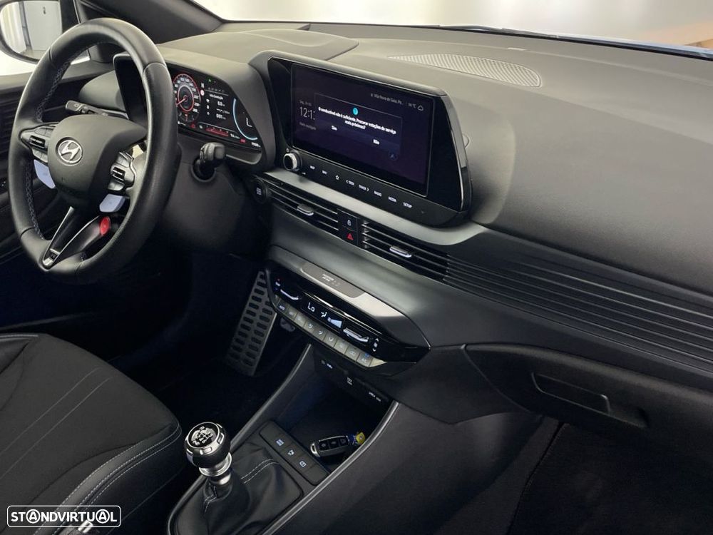 Hyundai i20 N 1.6 T-GDi Performance Pack - 23