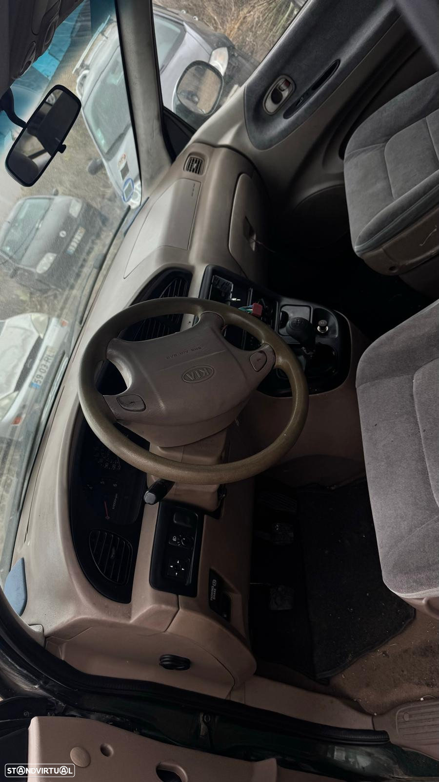 Kia Carnival 2.9 Tdi de 2001 para peças - 7