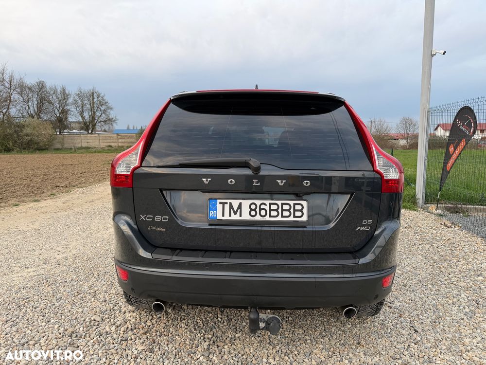 Volvo XC 60 D5 AWD Aut. Momentum - 9