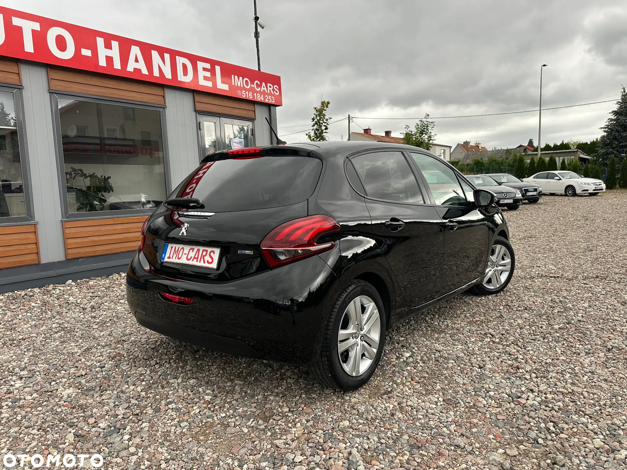 Peugeot 208 1.2 PureTech Style - 4