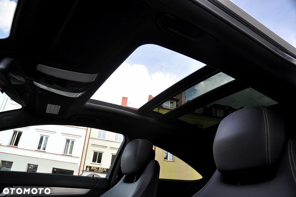 Mercedes-Benz Klasa C 350 CGI BlueEff - 12