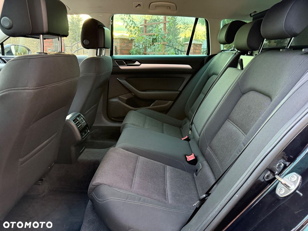 Volkswagen Passat Variant 2.0 TDI BMT Comfortline DSG - 19