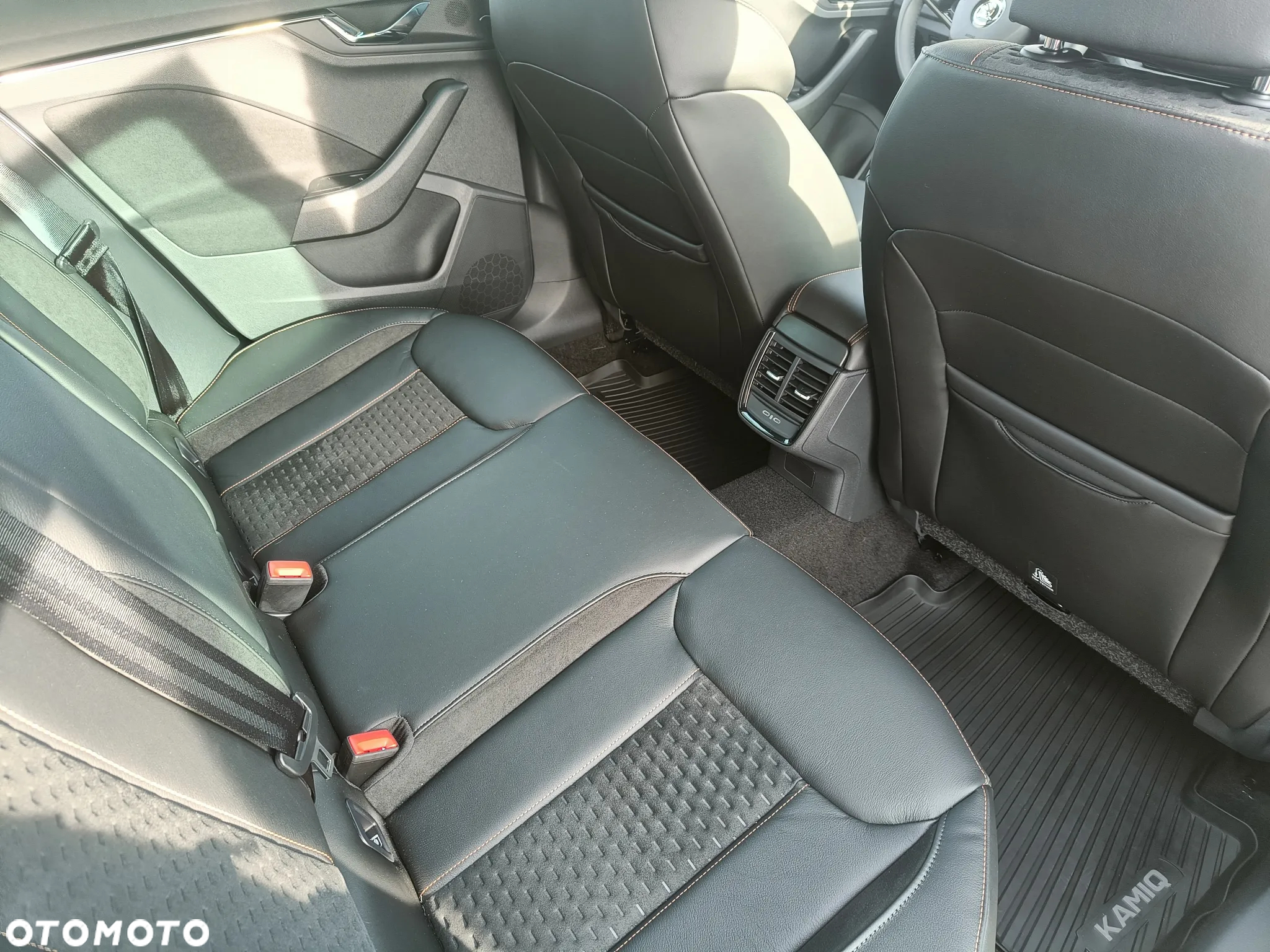 Skoda Kamiq 1.0 TSI Selection DSG - 14