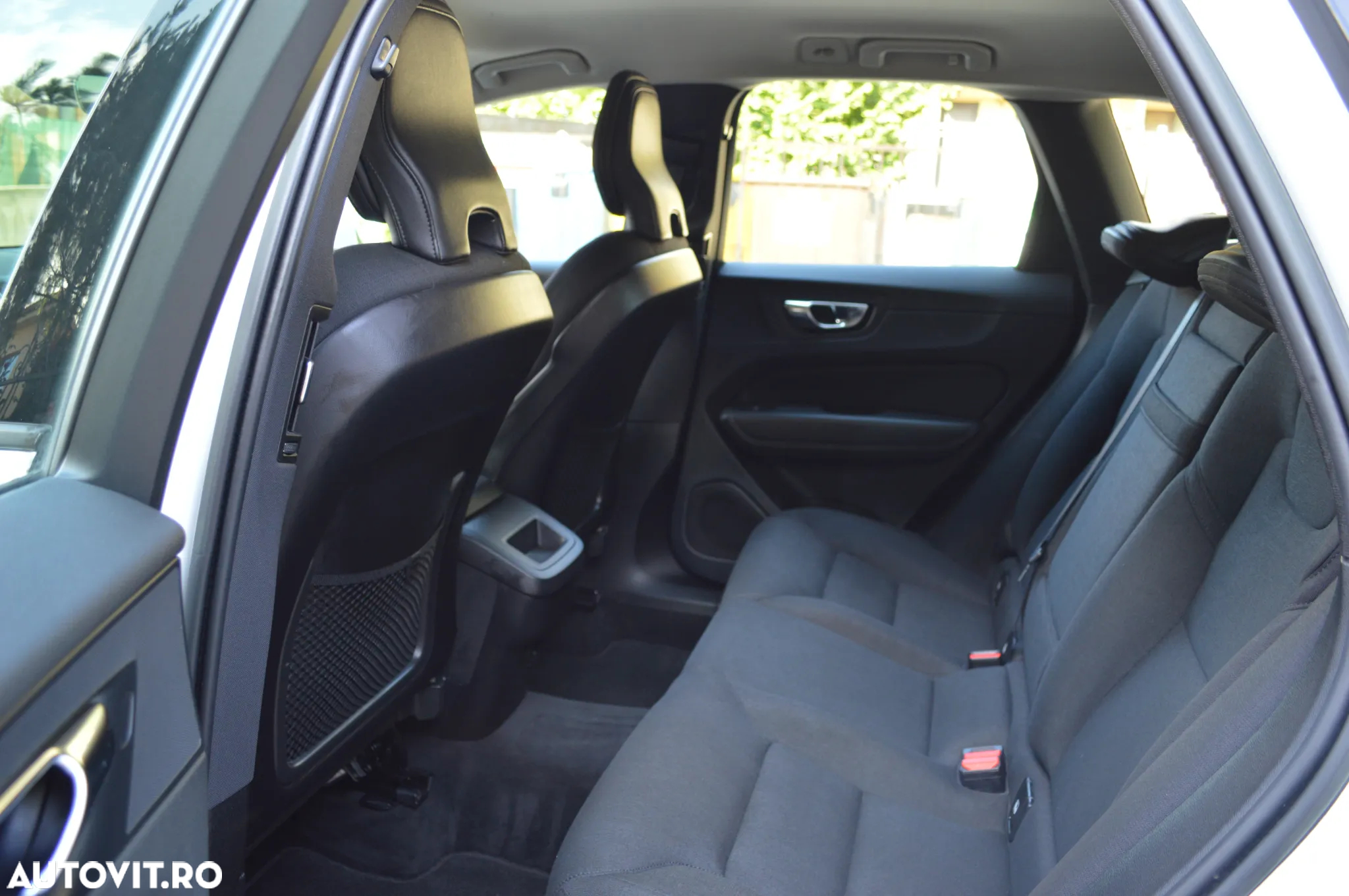 Volvo XC 60 B4 MHEV AT AWD Core - 7
