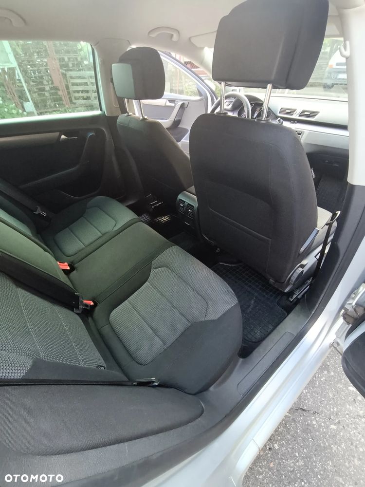 Volkswagen Passat 2.0 TDI DPF Comfortline - 18
