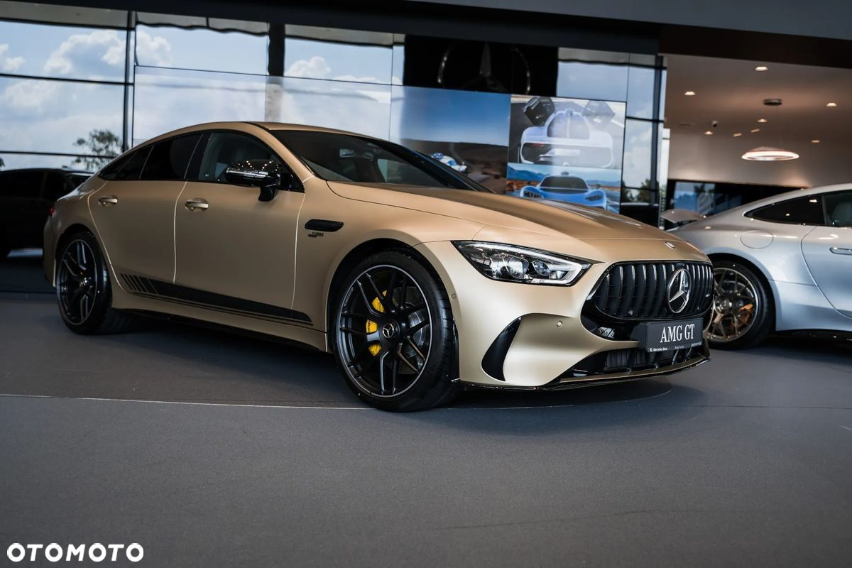 Mercedes-Benz AMG GT - 4