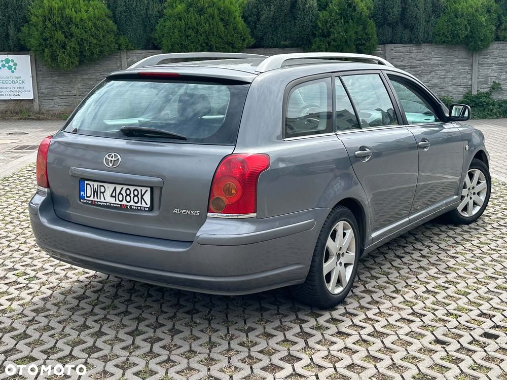 Toyota Avensis - 3