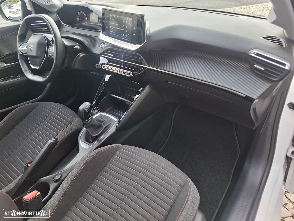 Peugeot 208 PureTech 75 Active - 42