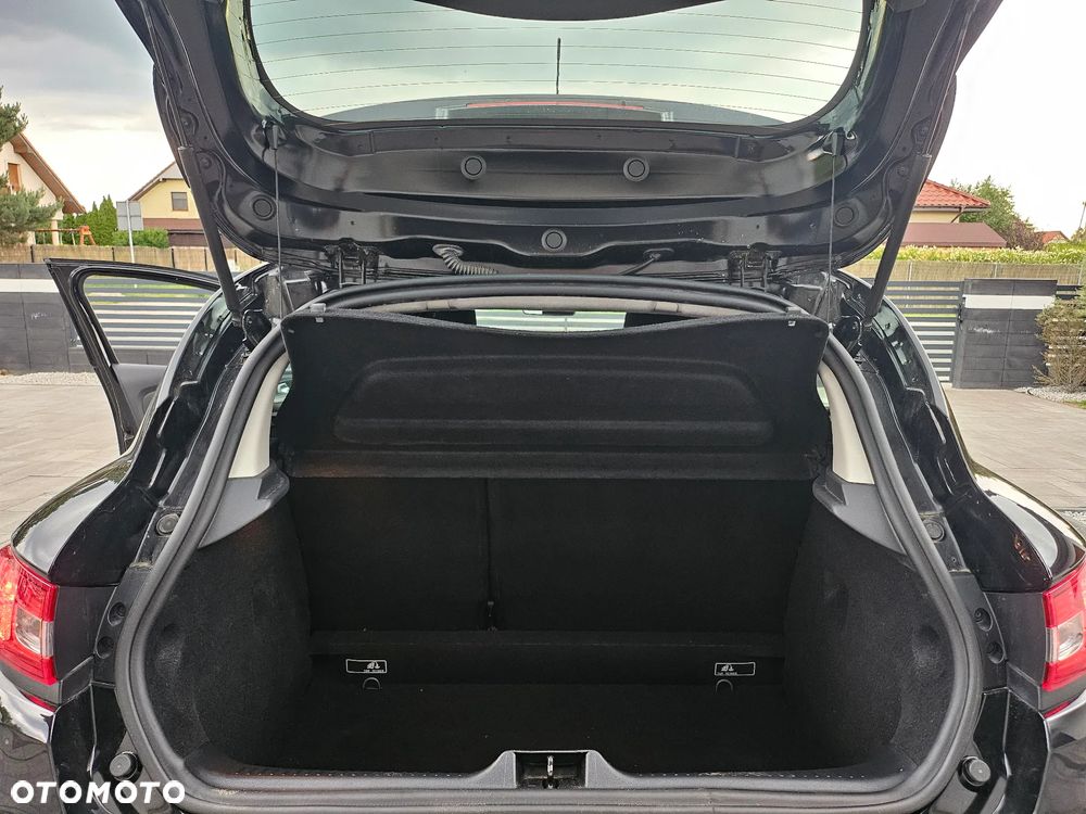 Renault Clio 1.2 16V 75 LIMITED - 33