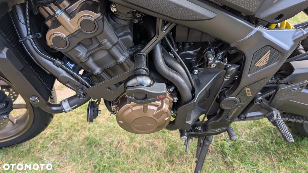 Honda CB - 17