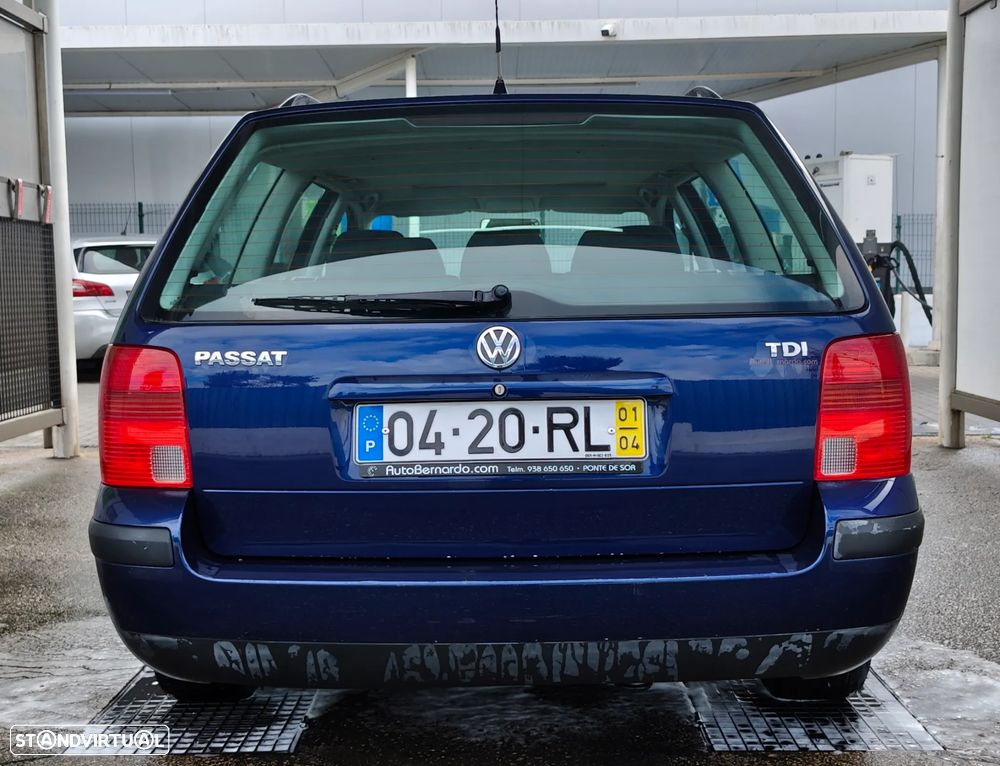 VW Passat Variant 1.9 TDi Trendline - 6