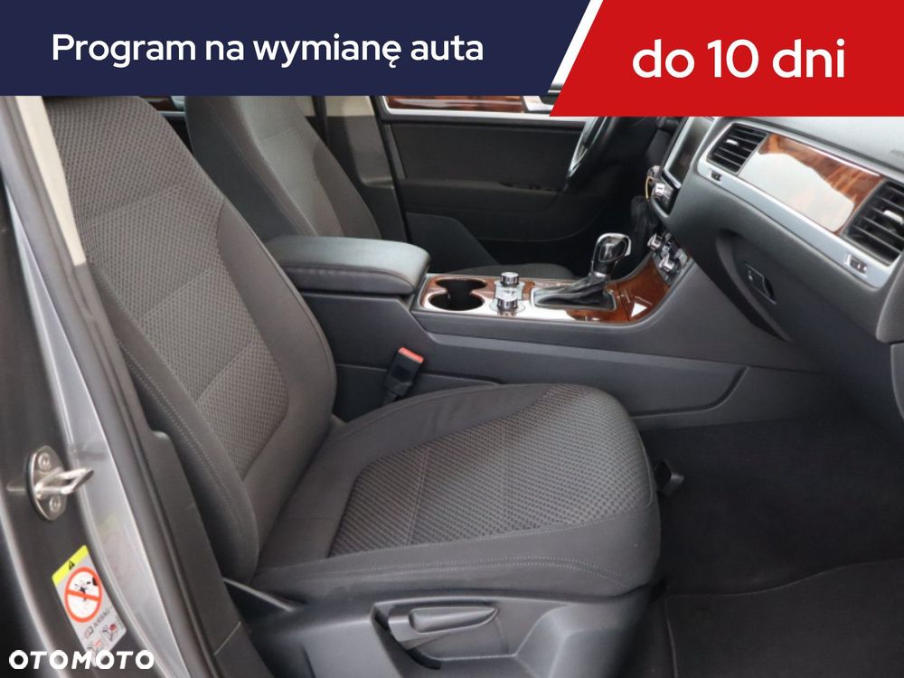 Volkswagen Touareg - 11