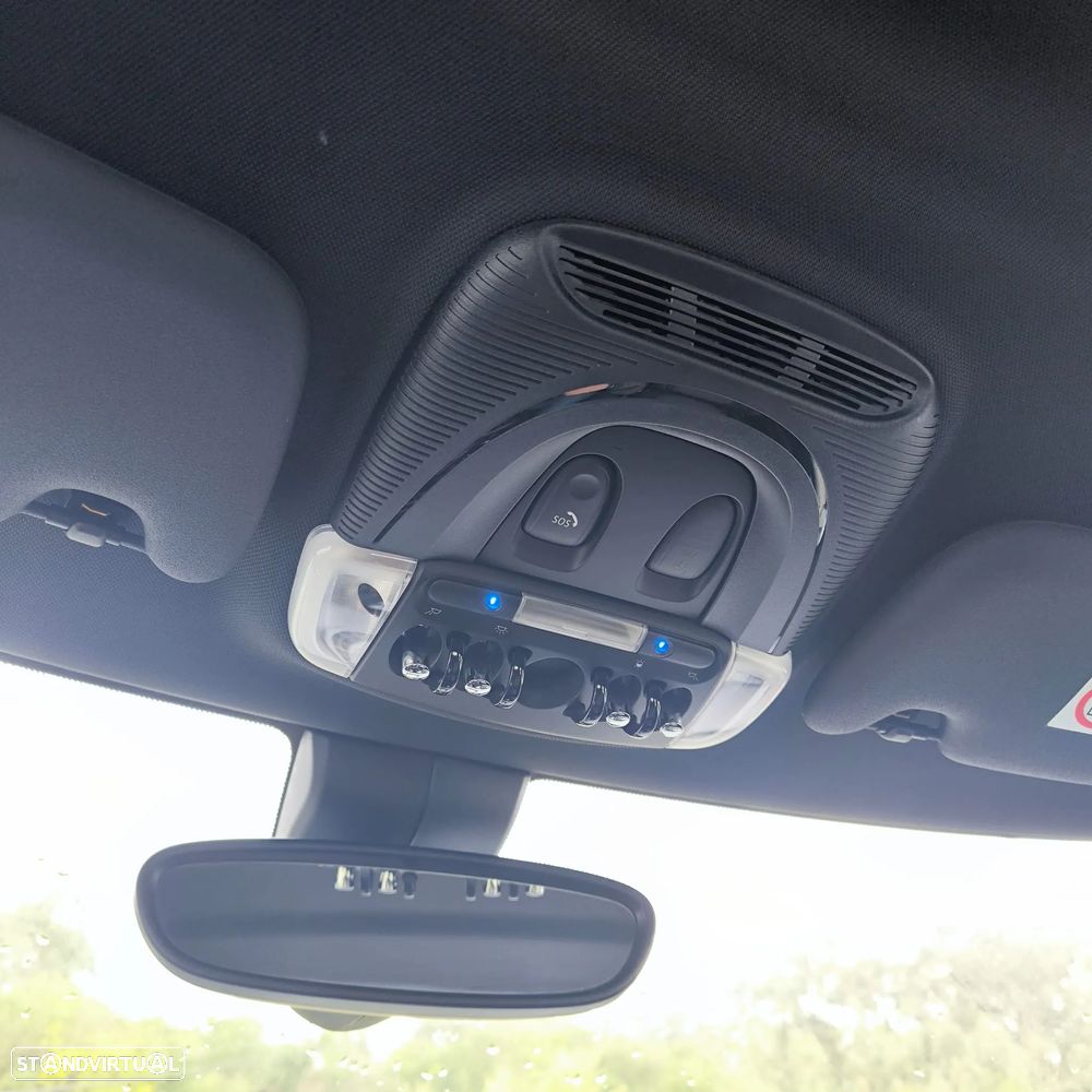 MINI 3 Portas Cooper SE - 18