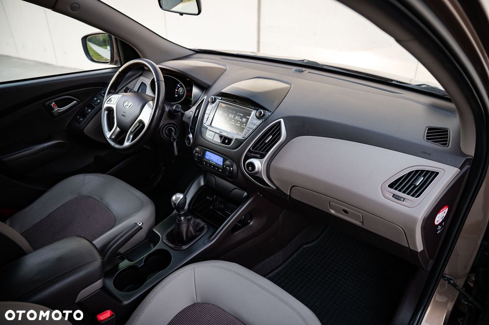 Hyundai ix35 - 24