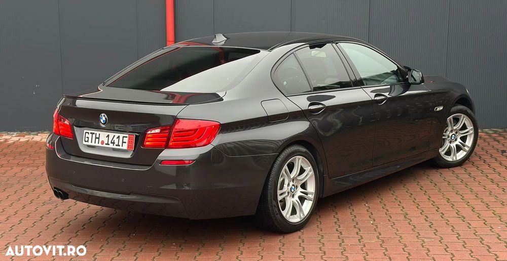 BMW Seria 5 525d Touring Sport-Aut. - 6
