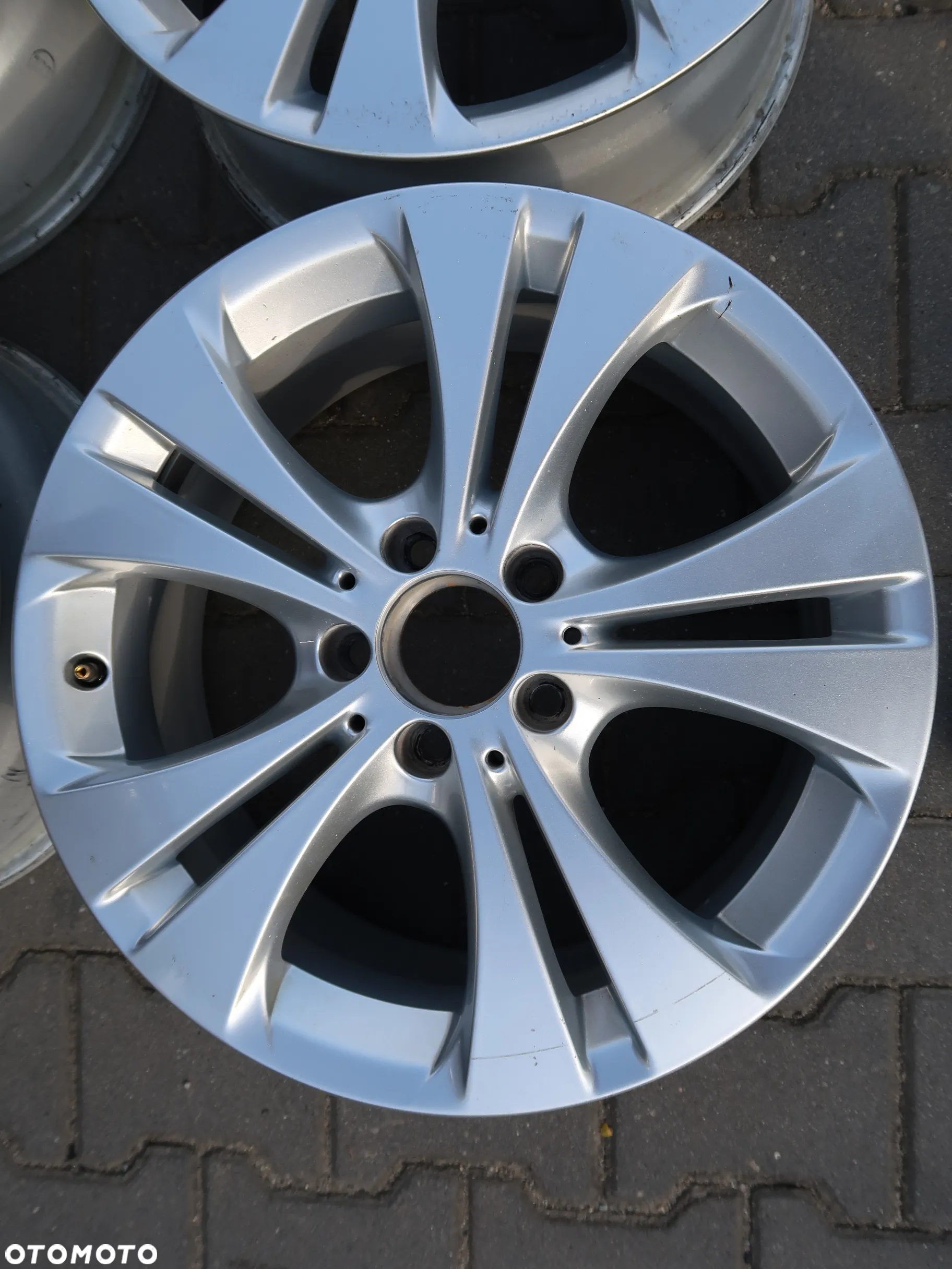 Felgi Mercedes A Klasa B Klasa CLA  vito v klasa 17'' - 4