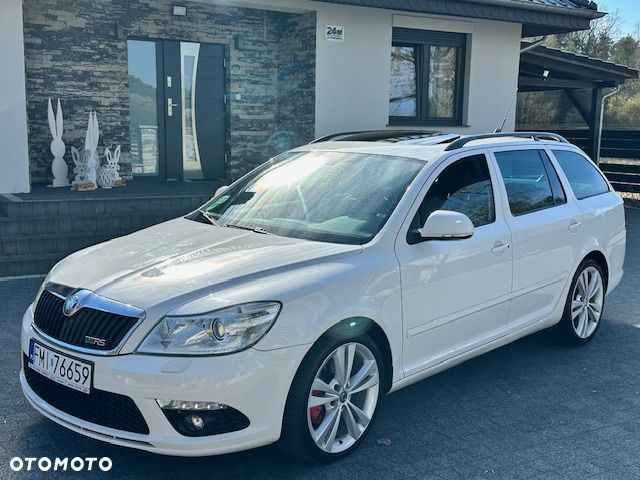 Skoda Octavia 2.0 TDI CR DPF DSG RS - 1