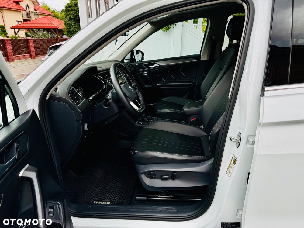 Volkswagen Tiguan - 9
