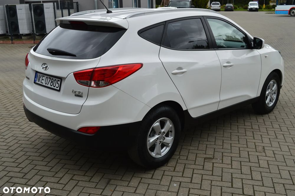 Hyundai ix35 1.7 CRDi 2WD Fifa World Cup Edition - 9