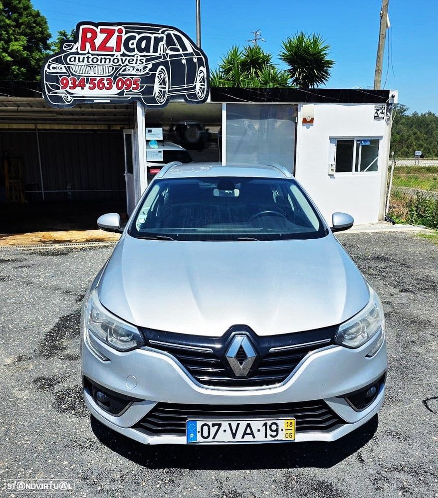Renault Mégane Sport Tourer 1.5 dCi Zen - 2