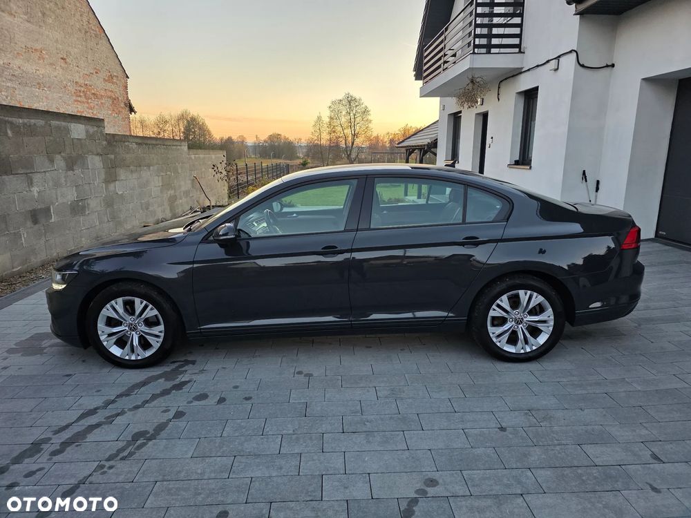 Volkswagen Passat - 3