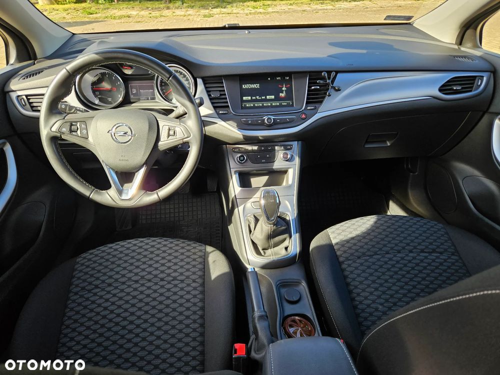 Opel Astra 1.4 T Enjoy - 21