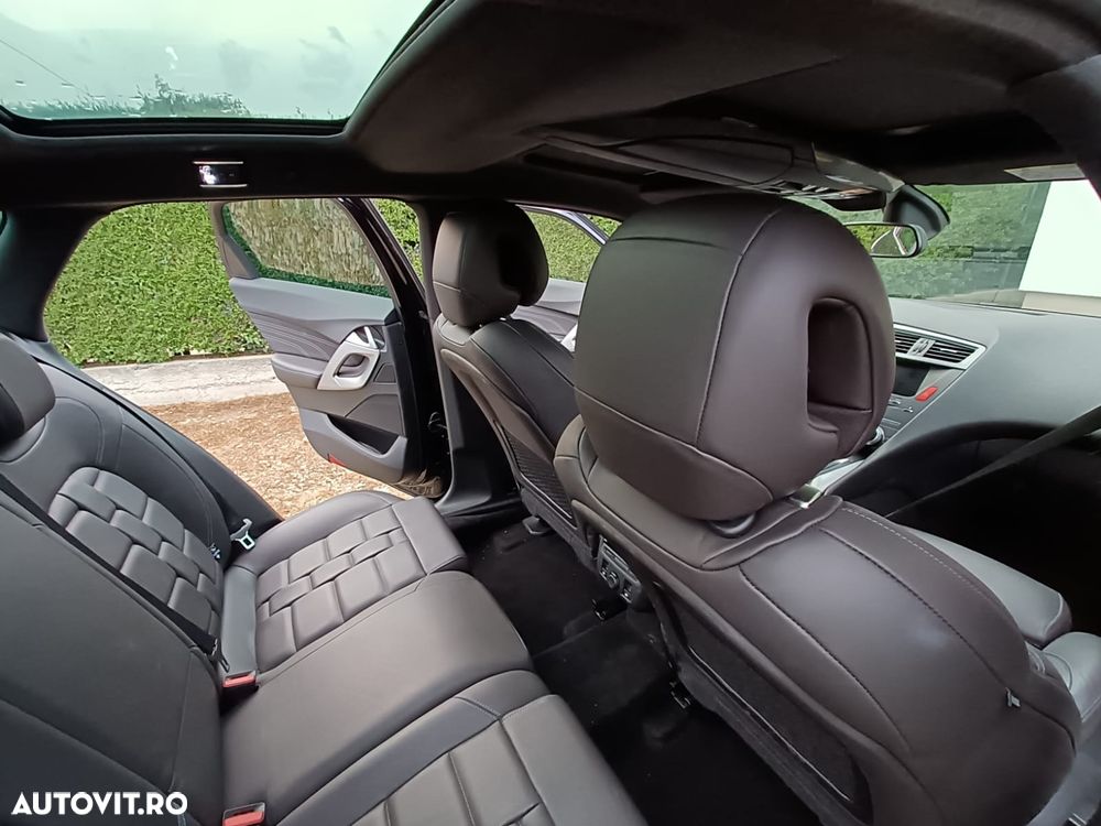 DS Automobiles DS 5 - 10