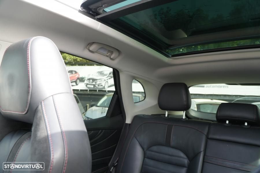 MG EHS 1.5 T-GDI Plug-in Hybrid Luxury - 19