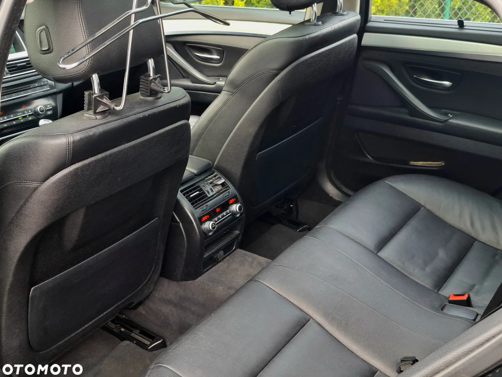 BMW Seria 5 520d Touring - 10