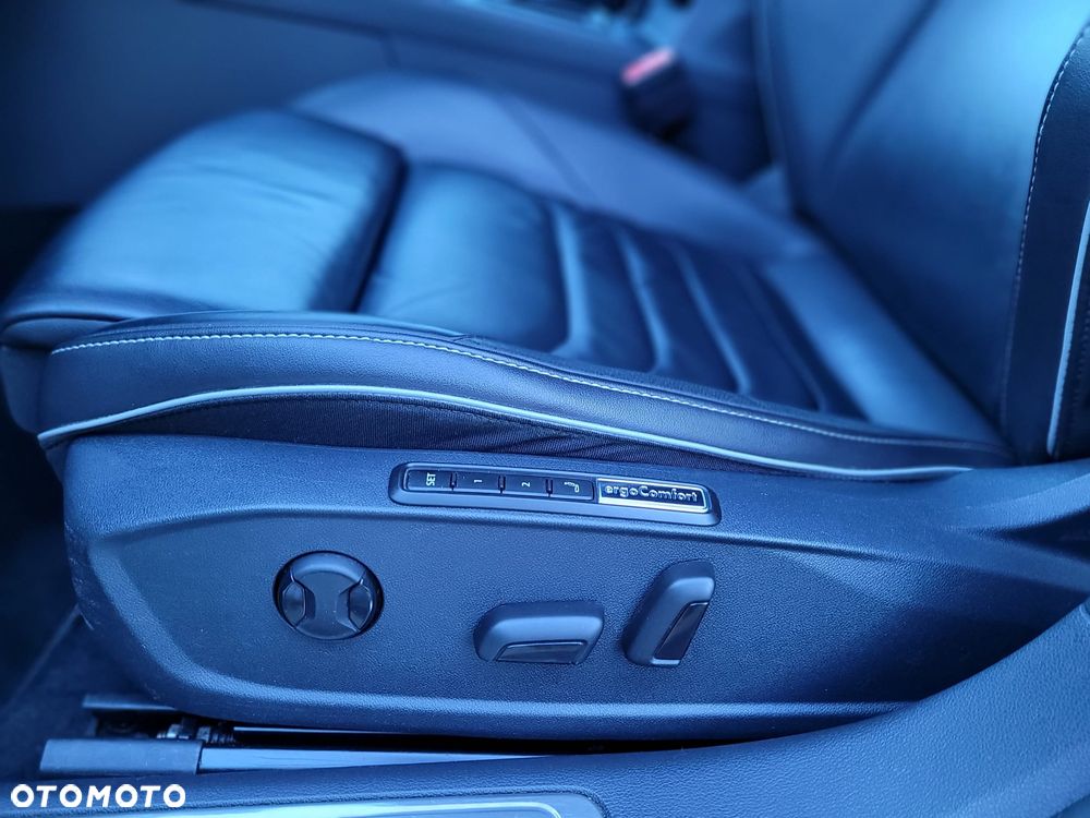 Volkswagen Arteon 2.0 TSI DSG R-Line Edition - 25