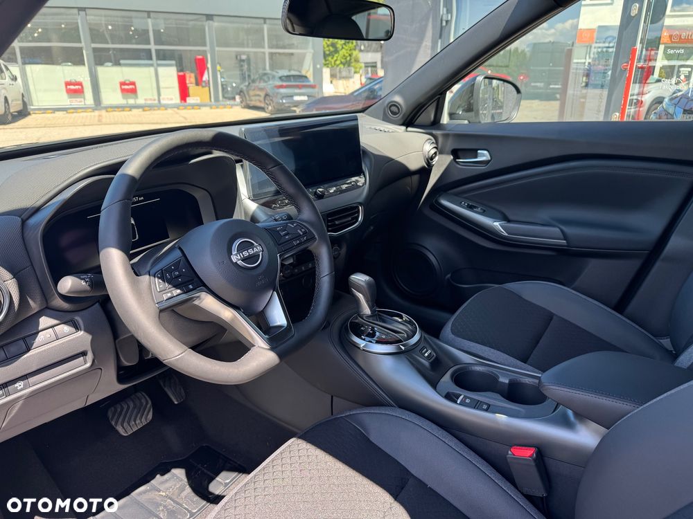 Nissan Juke 1.0 DIG-T N-Connecta DCT - 10