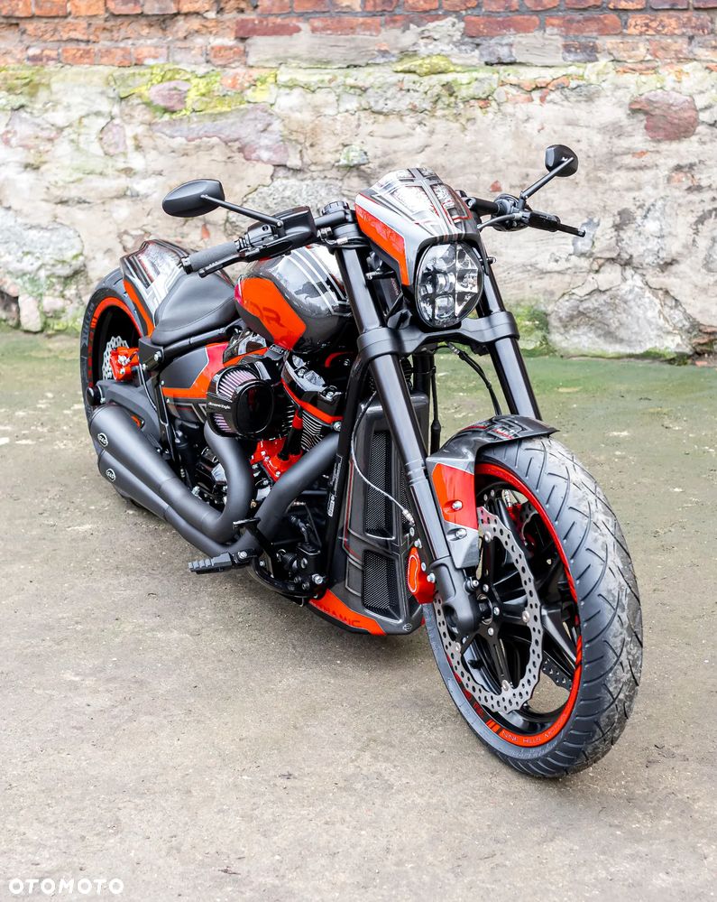 Harley-Davidson Softail FXDR - 12