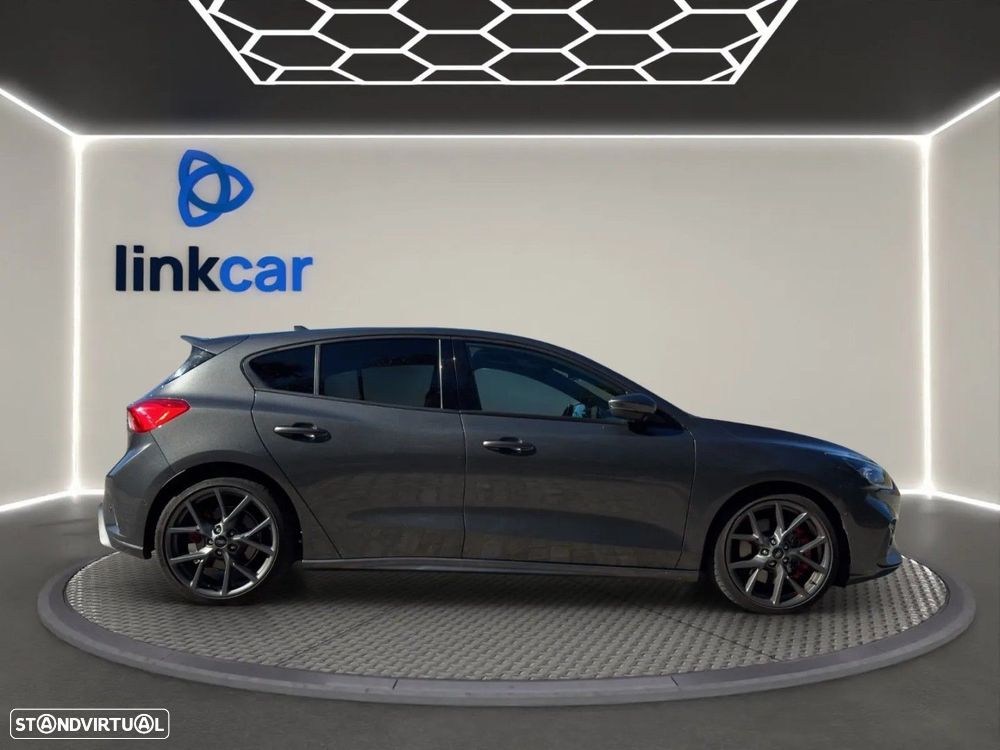 Ford Focus 2.3 EcoBoost S&S ST - 9